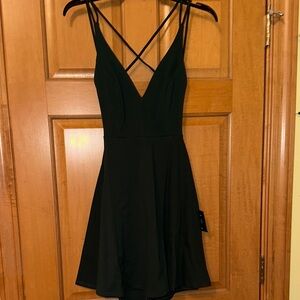 Elegant Green Sleeveless Dress